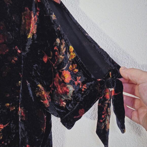 LOFT Women’s Dress Black Burnout Velvet Tie Sleeve Dark Romantic Floral Large - Picture 5 of 8